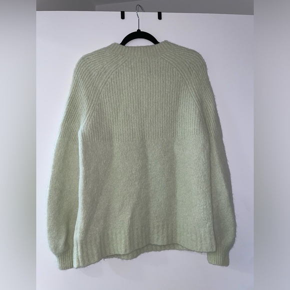 Everlane The Alpaca Crew Lime Green Sweater Size M - Picture 3 of 4
